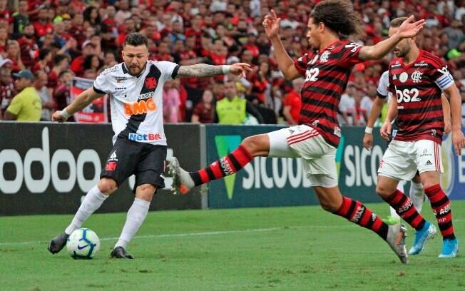 Flamengo e Vasco fizeram clássico eletrizante no Maracanã