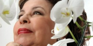 Nana Caymmi: trajetória de uma voz atemporal