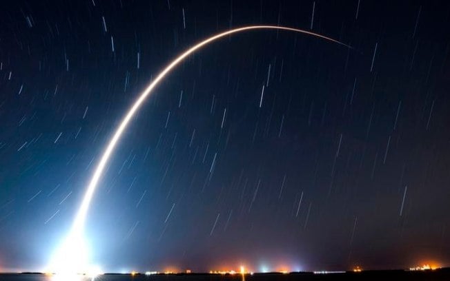 SpaceX lança satélites de espionagem dos Estados Unidos