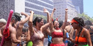 Carnaval 2026: saiba que tecido escolher pra ter conforto no look