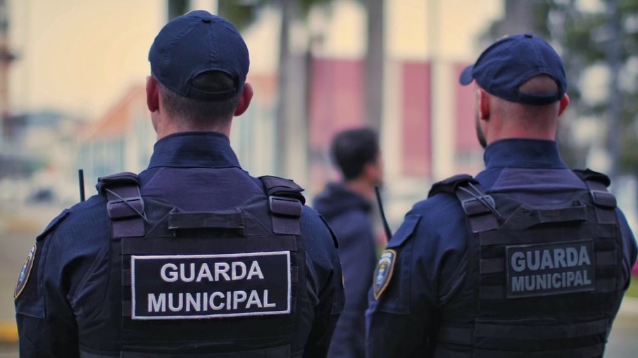 Proposta aprovada inclui as guardas municipais e os agentes de trânsito entre os órgãos de segurança pública Proposta aprovada inclui as guardas municipais e os agentes de trânsito entre os órgãos de segurança pública