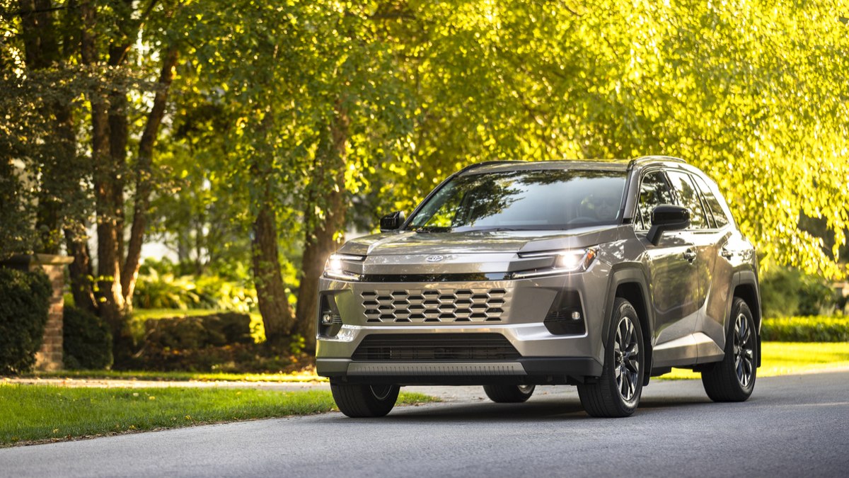 Toyota confirma novo RAV4 para o Brasil em abril