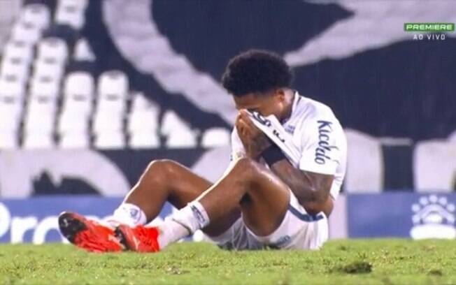 Caio Ribeiro diz que Marinho teve reação 'desproporcional' após empate do Santos no Brasileirão