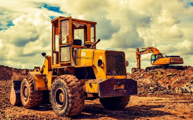 Caem investimentos em máquinas e equipamentos