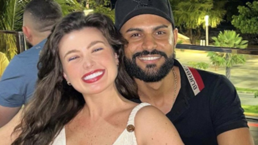 Thullio Milionário anuncia, em seu Instagram, relacionamento com Miss São Paulo