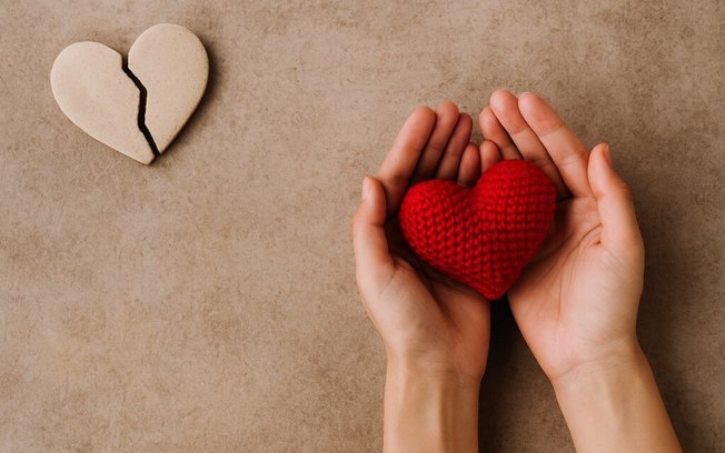 Como curar feridas emocionais através das linguagens do amor?