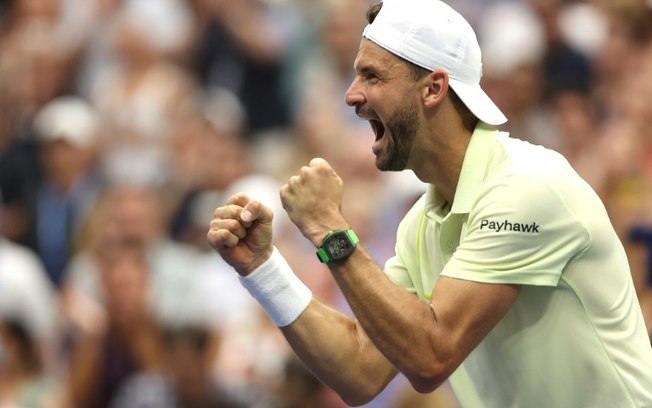 Grigor Dimitrov comemora a classificação para as quartas de final do US Open