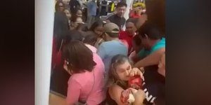 Promoção de sorvete causa confusão generalizada em supermercado