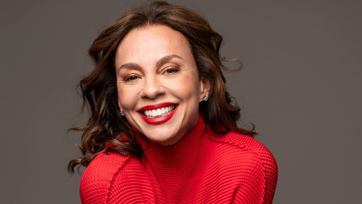 Carla Marins retorna à Globo e brilha em Três Graças