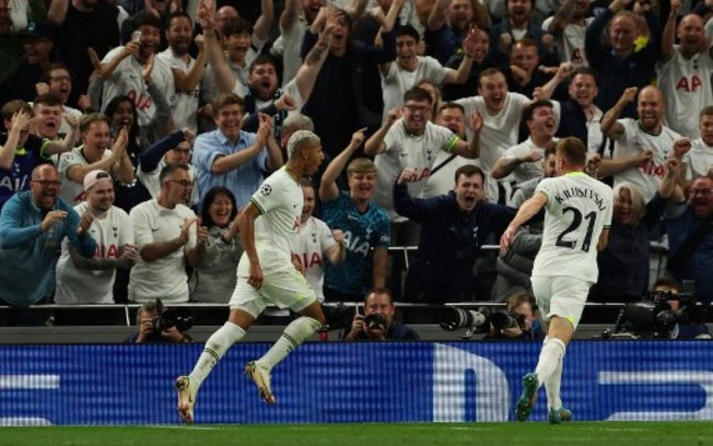 Richarlison brilha, e Tottenham vence Olympique de Marseille em casa na Champions