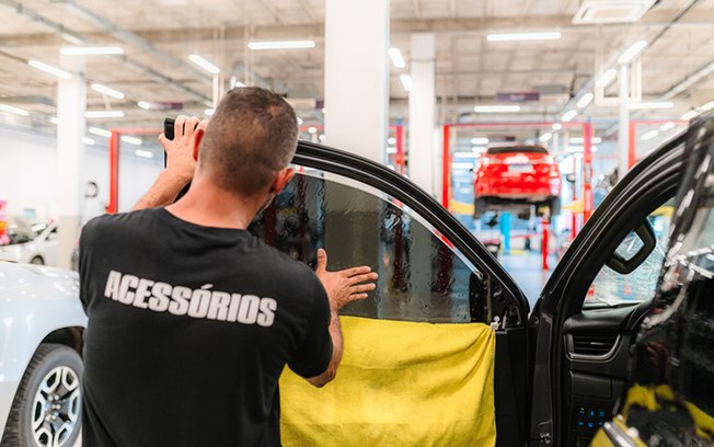 Rastreador, bloqueio remoto e alarmes inteligentes: o que vale a pena para proteger o carro