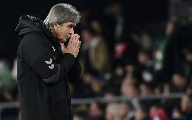 O Betis, do técnico Manuel Pellegrini, vai disputar pela primeira vez em sua história uma semifinal de competição da Uefa O Betis, do técnico Manuel Pellegrini, vai disputar pela primeira vez em sua história uma semifinal de competição da Uefa