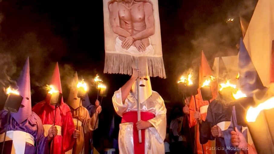 Procissão do Fogaréu - Cidade de Goiás (GO)