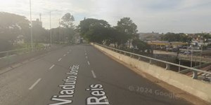 Homem tenta atacar gestante com faca em viaduto