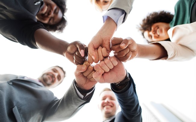 Sicoob Credicom representa o cooperativismo na Suécia