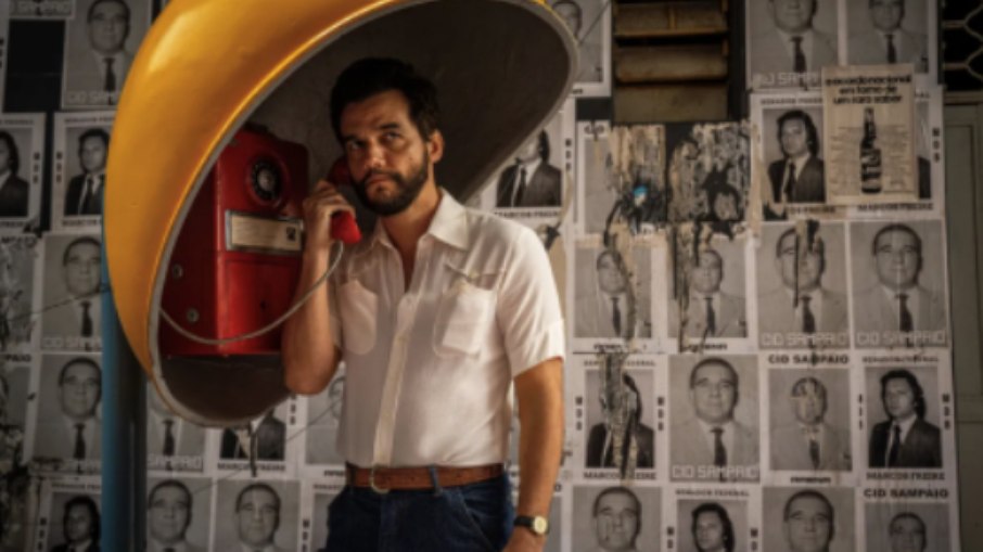 Exibição gratuita do filme O Agente Secreto