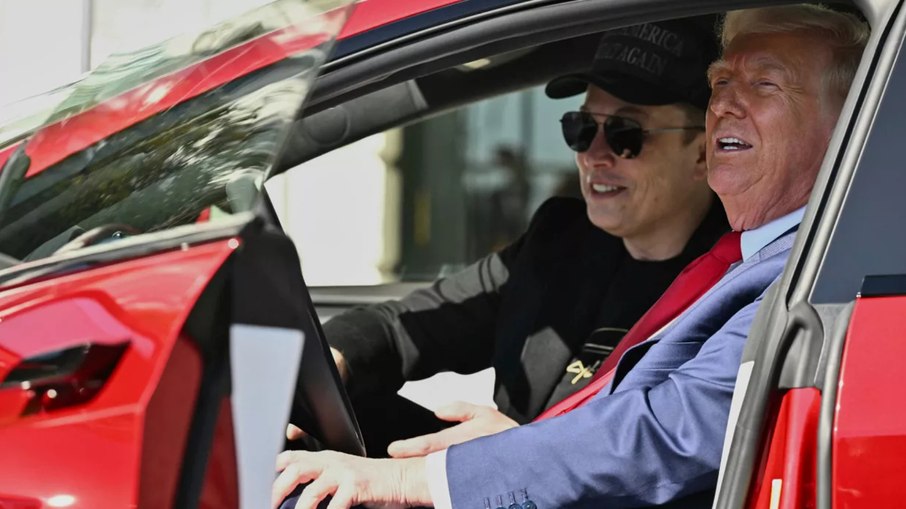 Trump e Musk se afastaram nas últimas semanas afetando a Tesla Trump e Musk se afastaram nas últimas semanas afetando a Tesla