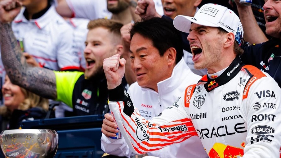 Max Verstappen toma decisão sobre futuro na Red Bull Max Verstappen toma decisão sobre futuro na Red Bull