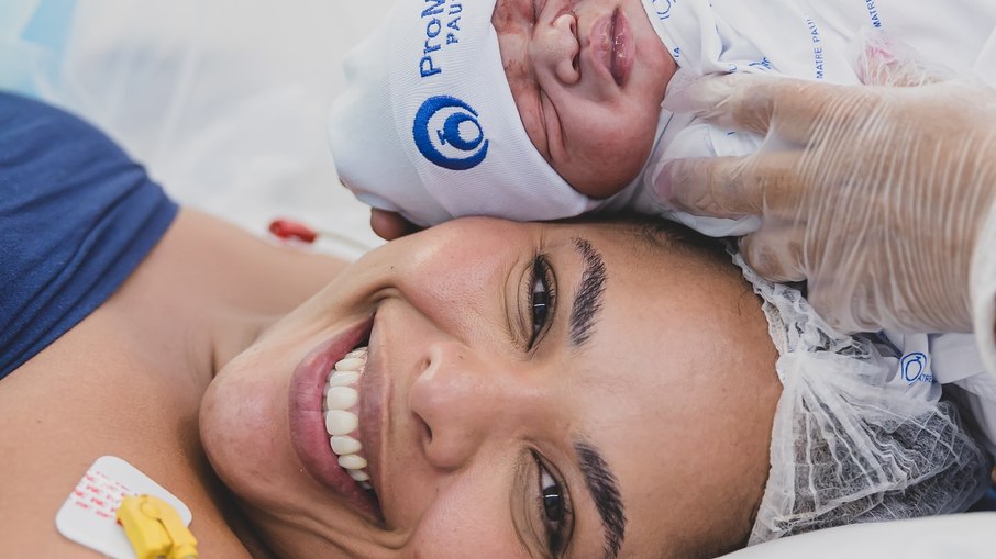 Rita Carreira exalta autoestima e maternidade real Rita Carreira exalta autoestima e maternidade real