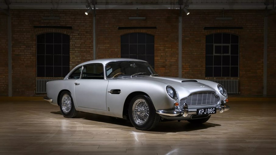 Aston Martin Works conclui a restauração do DB5 dos sonhos de uma família Aston Martin Works conclui a restauração do DB5 dos sonhos de uma família