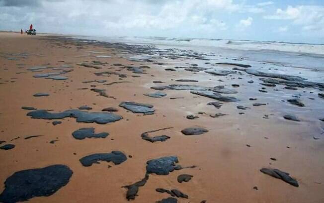 A praia de Ponta dos Mangues, no município de Pacatuba, em Sergipe, é uma das localidades contaminadas