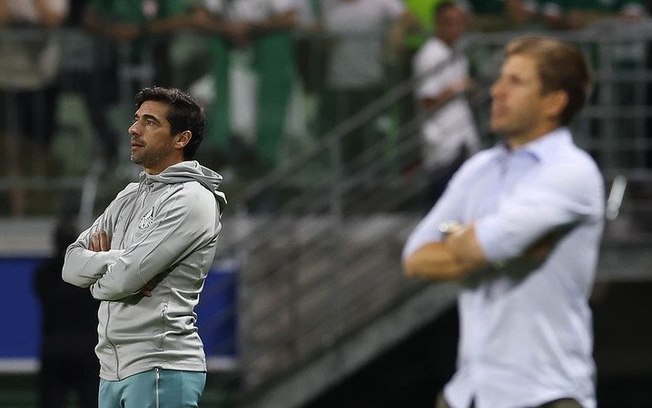 Abel admitiu Palmeiras desligado no primeiro tempo
