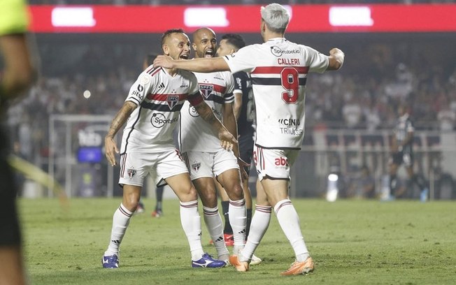 Corinthians x São Paulo: onde assistir, escalações e arbitragem