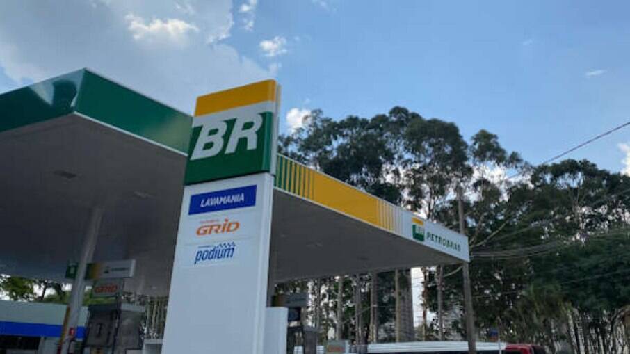 Petrobras sobe preço da gasolina em 3,3% nesta quinta; no ano alta é de 51%