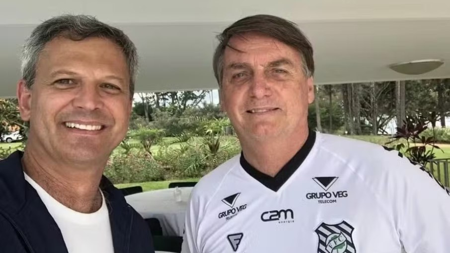 Angelo Denicoli e o ex-presidente Jair Bolsonaro