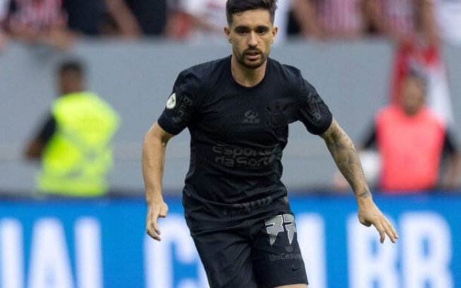 Igor Coronado em ação pelo Corinthians Igor Coronado em ação pelo Corinthians