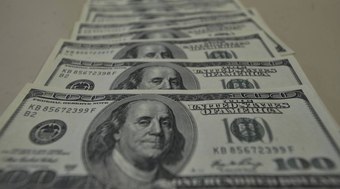 Dólar chega a R$ 5,28 com mudança da meta fiscal
