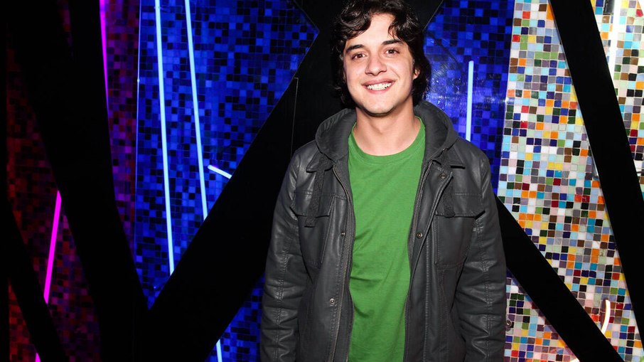Guilherme Boury Guilherme Boury