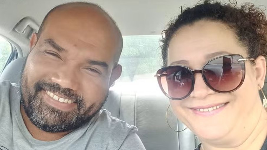 Alberto e Ivanete estavam juntos havia cerca de sete anos e retornavam de uma viagem de aproximadamente 40 dias pela Região Norte do país Alberto e Ivanete estavam juntos havia cerca de sete anos e retornavam de uma viagem de aproximadamente 40 dias pela Região Norte do país