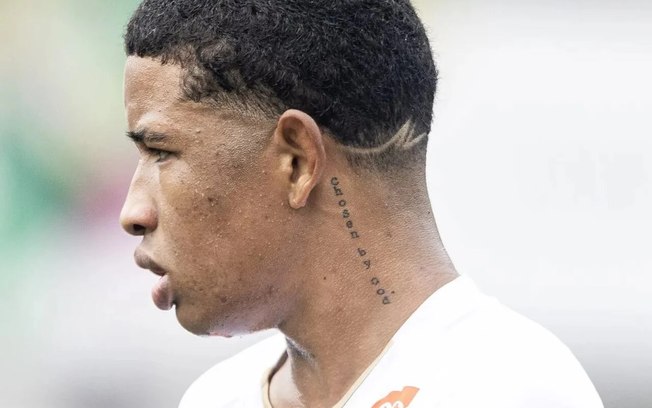 Jogador mantém objetivo de receber oportunidade no elenco profissional Jogador mantém objetivo de receber oportunidade no elenco profissional