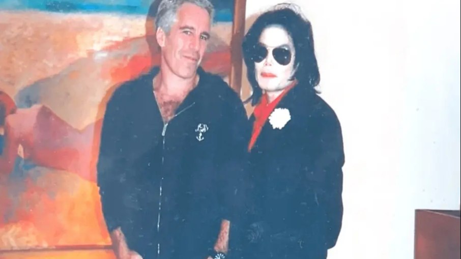 Foto foi divulgada em primeiro lote 