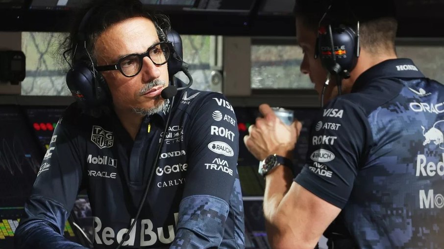 Laurent Mekies chegou à RBR após a saída de Horner Laurent Mekies chegou à RBR após a saída de Horner