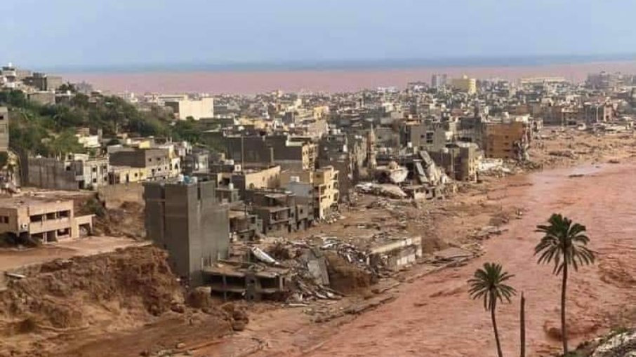Inundações arrastaram bairros inteiros na Líbia