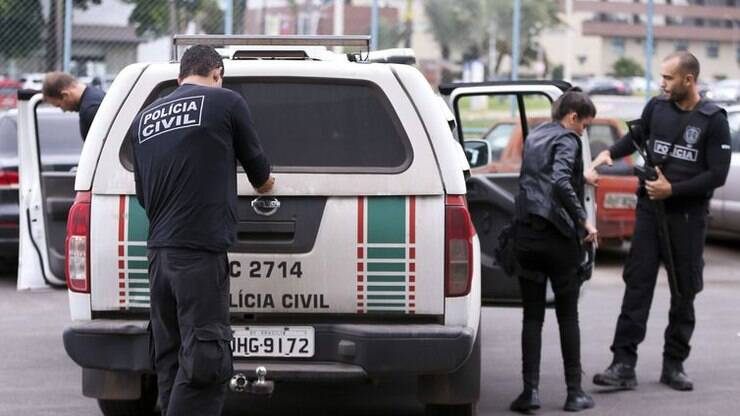 A polícia na mira - Crusoé