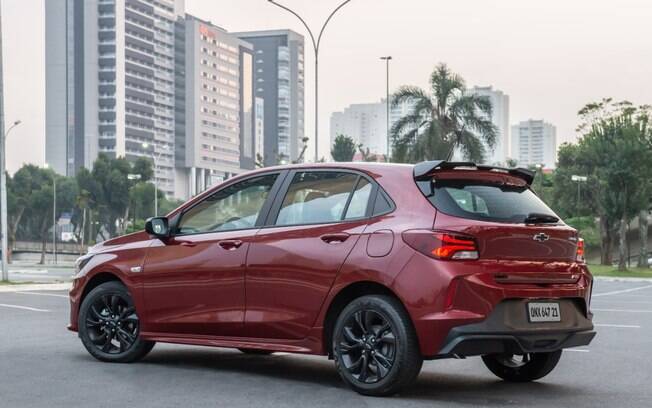 Chevrolet Onix RS: nova versão com apelo esportivo do hatch, que deverá fechar 2020 mais uma vez como carro mais vendido do Brasil
