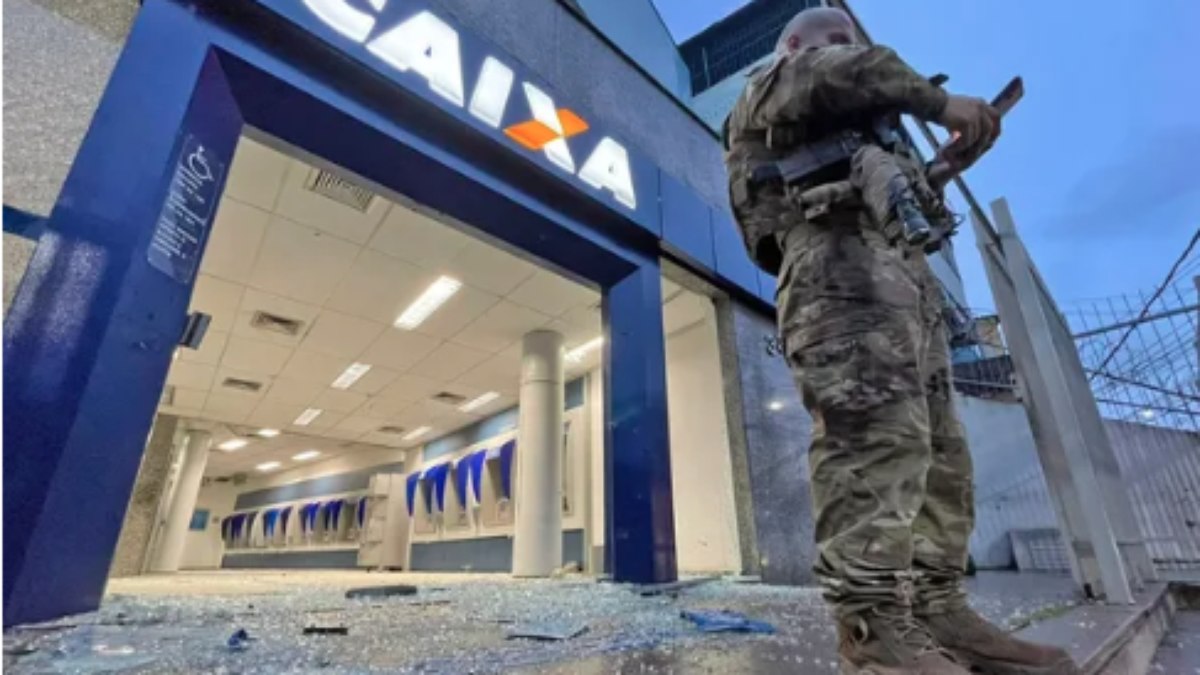 Polícia impede assalto à agência bancária no Rio de Janeiro - 11.05.2023