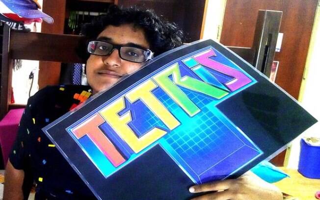 Noorul Mahjabeen Hassan é apaixonada por seu jogo de videogame Tetris