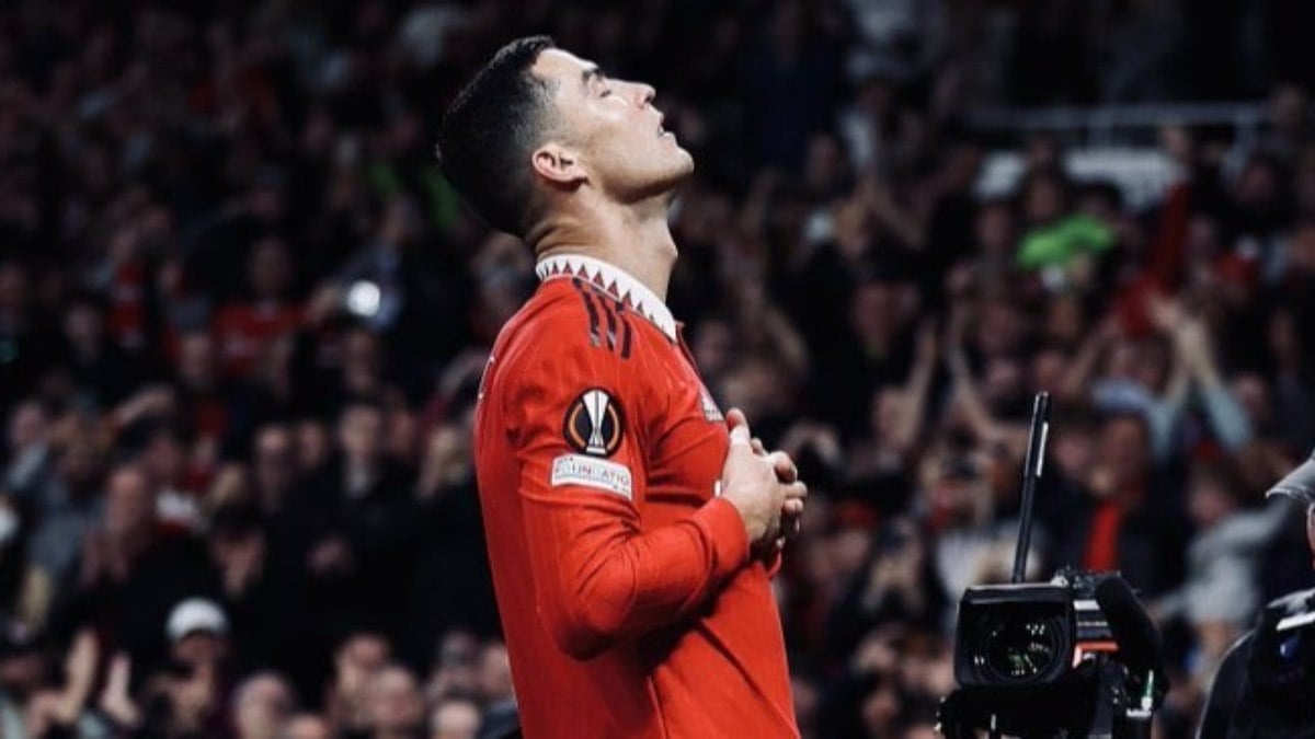 Cristiano Ronaldo foi excluído dos grupos de jogadores do Manchester United, segundo jornal espanhol