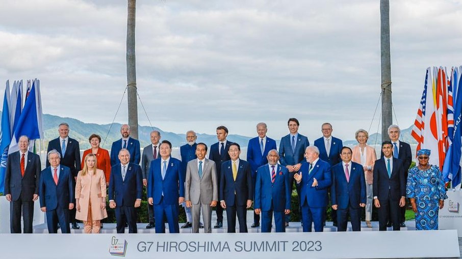 Líderes reunidos no G7