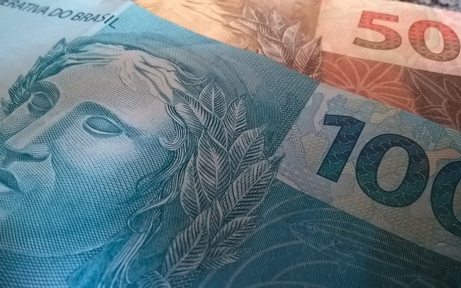 Redução nas taxas de juros de empréstimos consignados impulsiona economia