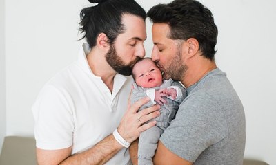 Filhos de pais LGBTI+ não têm distúrbios de desenvolvimento, conclui estudo