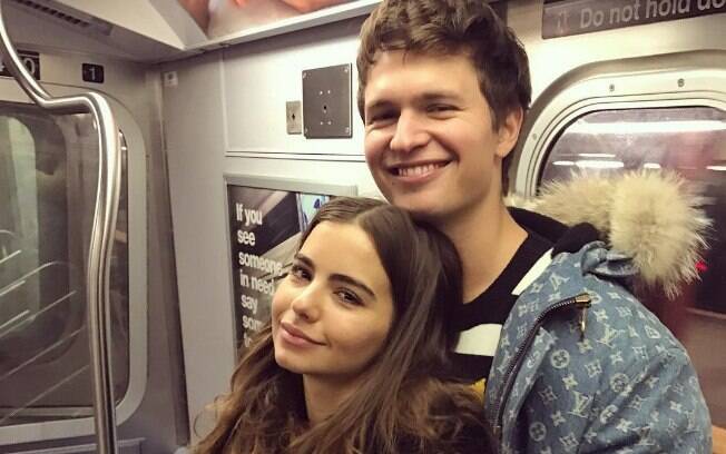 Ansel Elgort e a namorada, Violetta Komyshan