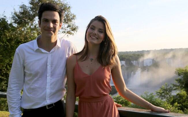 Camila Queiroz e Mateus Solano farão um casal apaixonado na próxima novela da Globo no horário das 19h