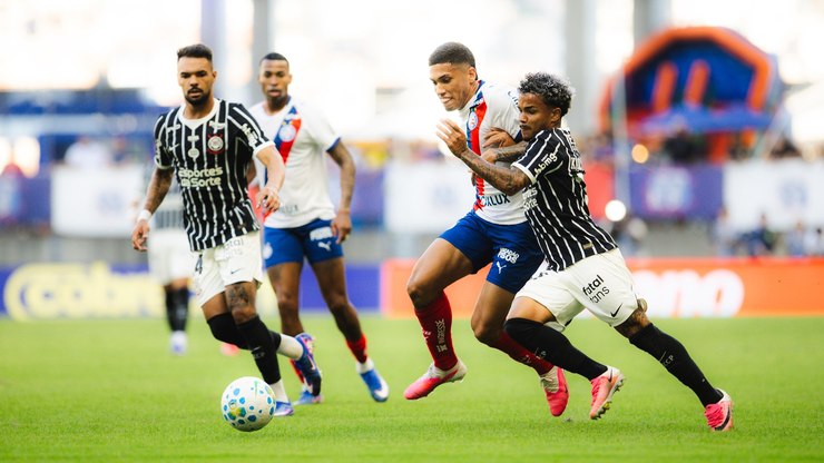 Corinthians empata com Bahia e encerra sequência de vitórias