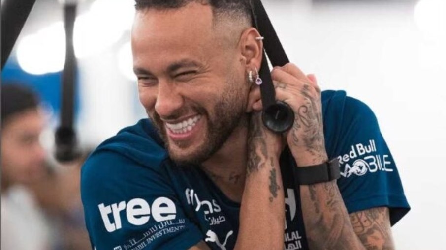 Neymar reafirma torcida por Vini Jr pela Bola de Ouro