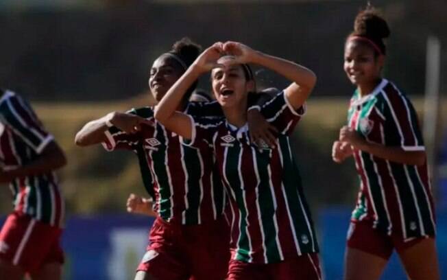 De saída, Luiza Travassos relembra trajetória no Fluminense e diz: 'Vou levar tudo que aprendi aqui'